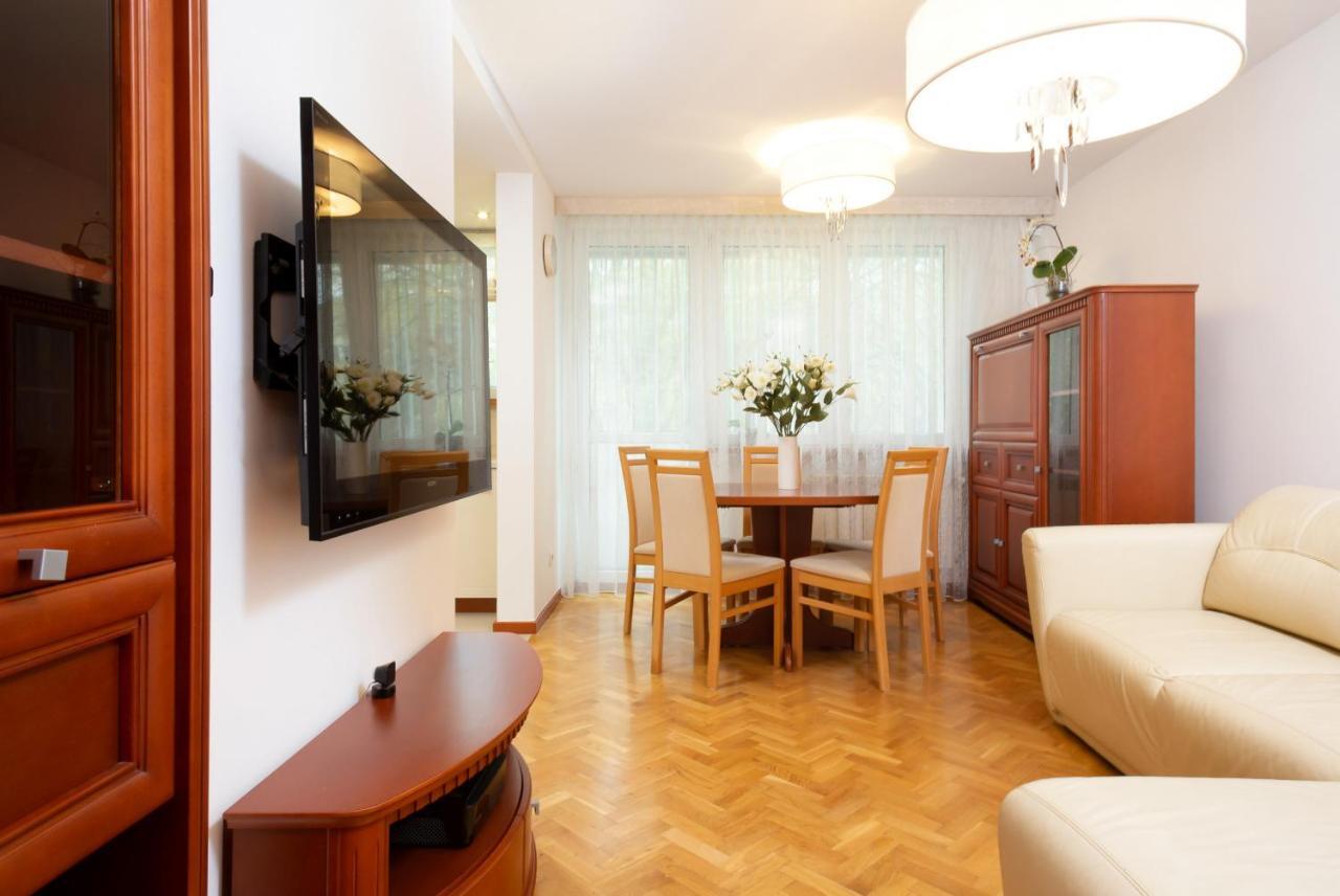 Two-Bedroom Family Apartment Esperanto Next To Klif By Noclegi Renters Warschau Buitenkant foto