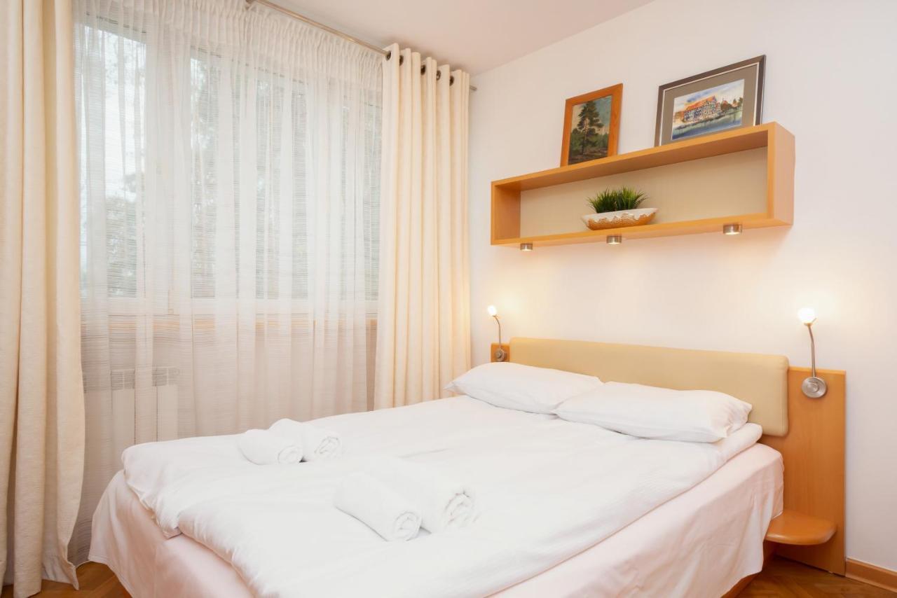 Two-Bedroom Family Apartment Esperanto Next To Klif By Noclegi Renters Warschau Buitenkant foto